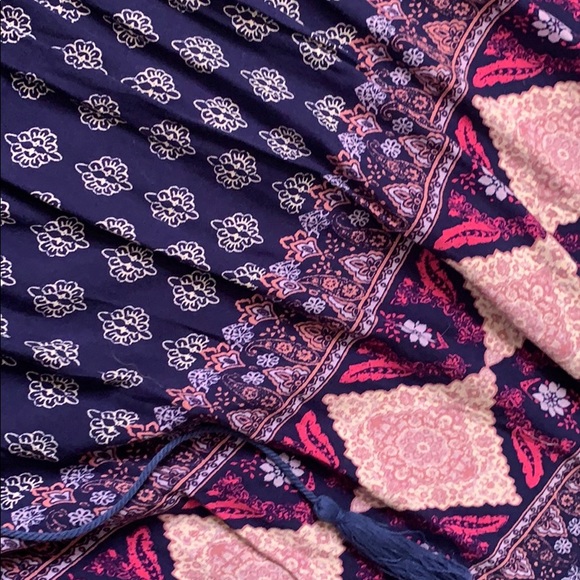 Navy & Pink Francesca’s Dress - Picture 3 of 3